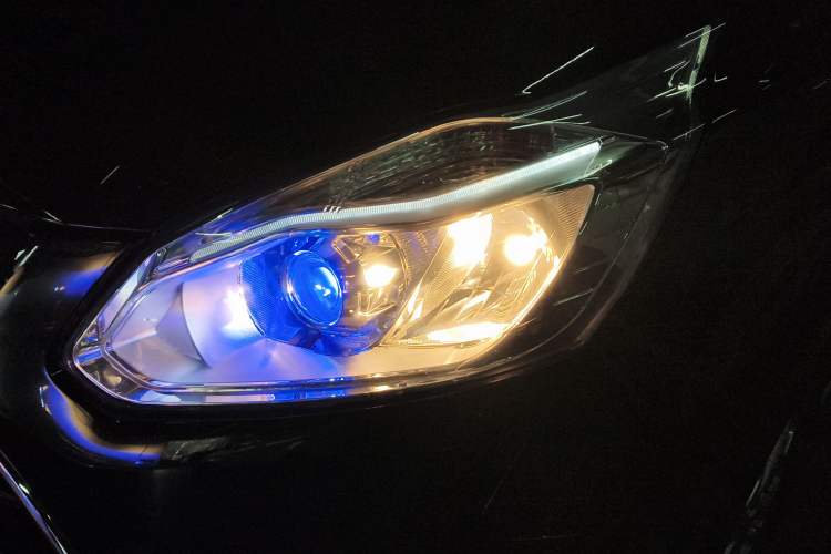 Used Ford Tourneo Custom 2020 2.0T Automatic Elite Edition China VI Standard Left Front Headlight