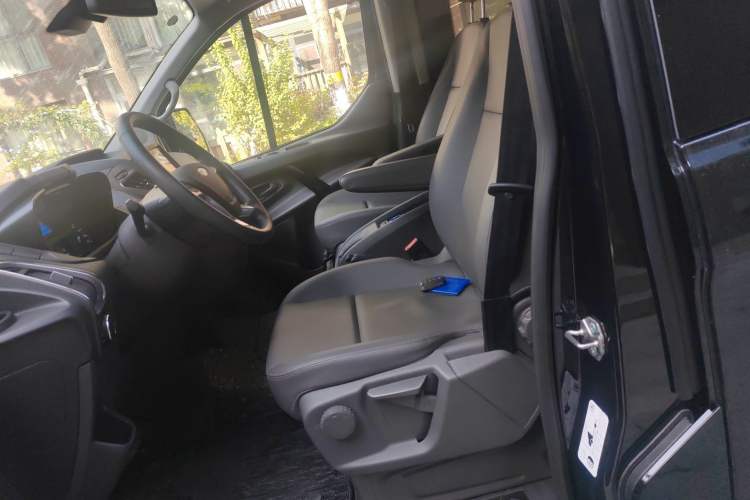 Used Ford Tourneo Custom 2020 Revised Version 2.0T Automatic Elite Edition Left Front Seat