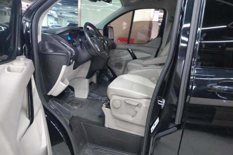 Used Ford Tourneo Custom 2020 2.0T Automatic Elite Edition China VI Standard Left Front Seat