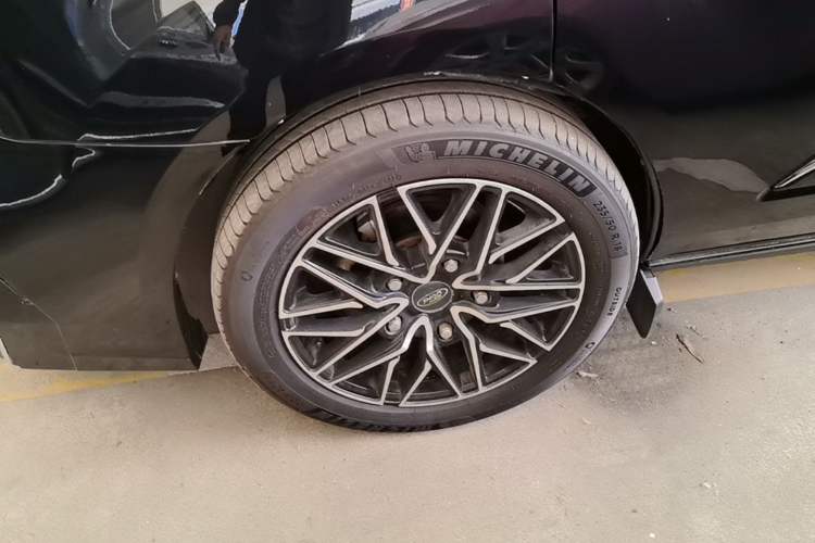 Used Ford Tourneo Custom 2020 2.0T Automatic Elite Version China VI Standard Left Front Wheel Hub