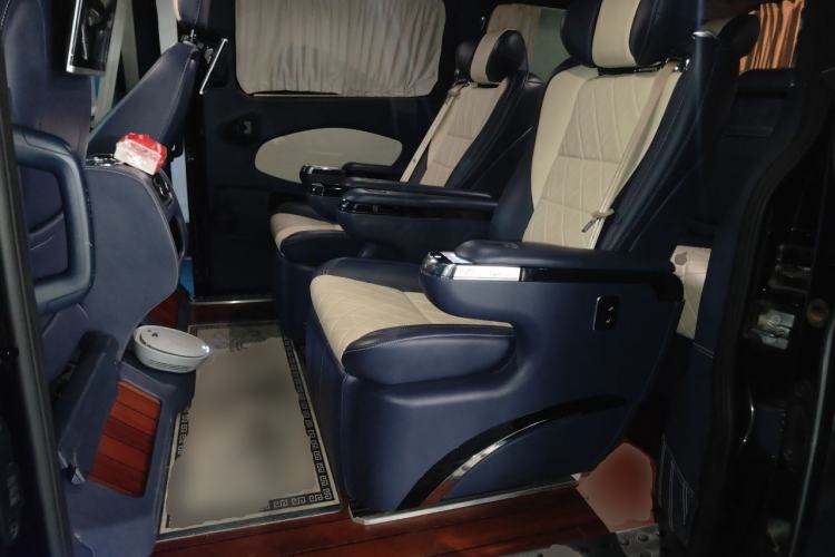 Used Ford Tourneo Custom 2020 2.0T Automatic Elite Edition China VI Standard Left Rear Seat