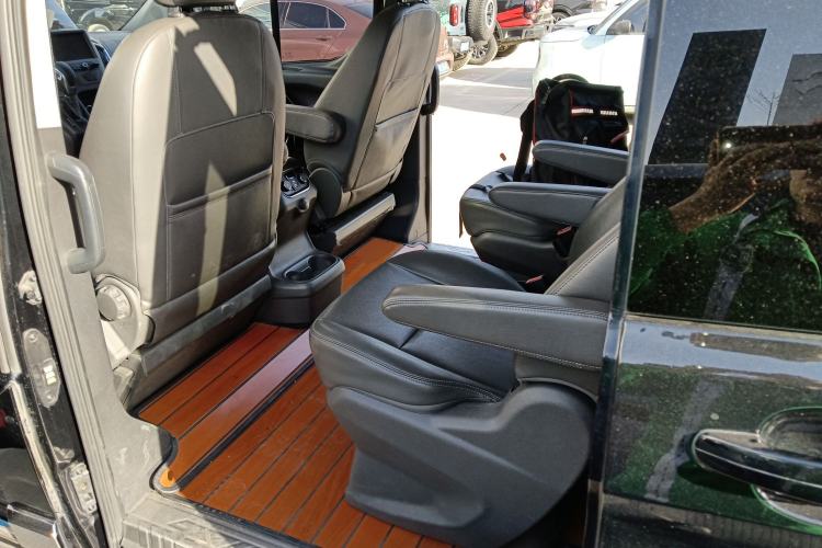 Used Ford Tourneo Custom 2020 2.0T Automatic Elite Edition China VI Standard Left Rear Seat