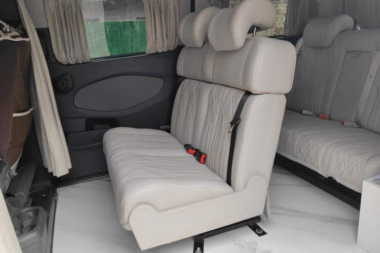 Used Ford Tourneo Custom 2020 2.0T Automatic Elite Edition China VI Standard Left Rear Seat