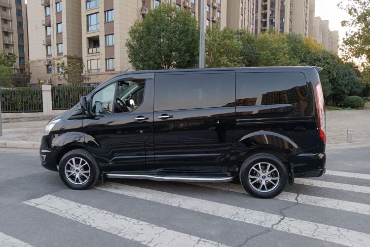 Used Ford Tourneo Custom 2020 2.0T Automatic Elite Version China VI Standard Left Side