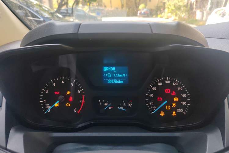 Used Ford Tourneo Custom 2020 Revised Version 2.0T Automatic Elite Edition Odometer Close Up