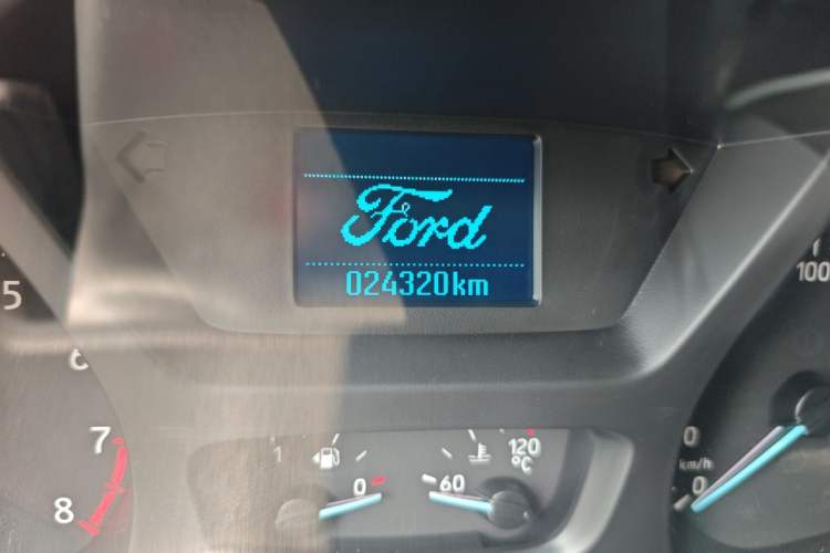 Used Ford Tourneo Custom 2020 2.0T Automatic Elite Edition China VI Standard Odometer Close Up