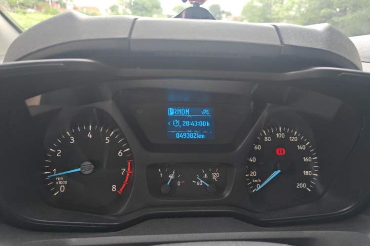 Used Ford Tourneo Custom 2020 2.0T Automatic Elite Edition China VI Standard Odometer Close Up