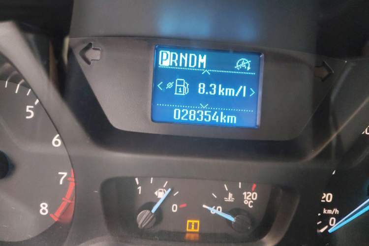 Used Ford Tourneo Custom 2020 2.0T Automatic Flagship Version China VI Standard Odometer Close Up