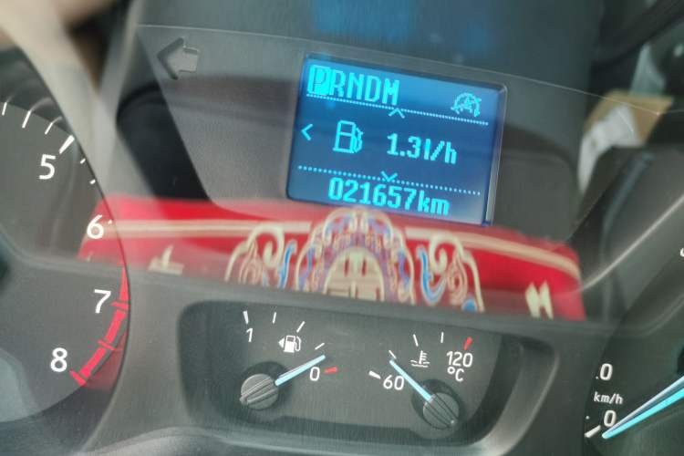 Used Ford Tourneo Custom 2020 2.0T Automatic Elite Version China VI Standard Odometer Close Up