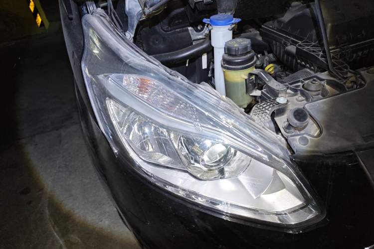 Used Ford Tourneo Custom 2020 2.0T Automatic Elite Edition China VI Standard Right Front Headlight