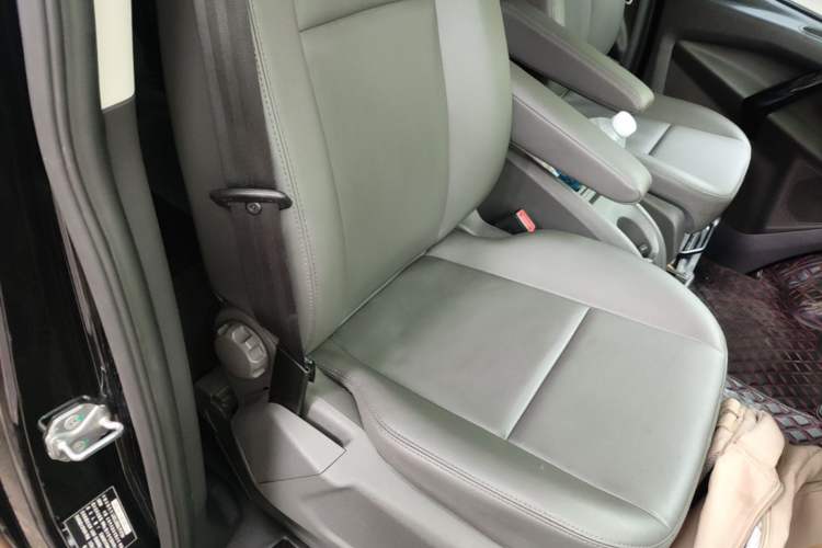 Used Ford Tourneo Custom 2020 2.0T Automatic Elite Edition China VI Standard Right Front Seat
