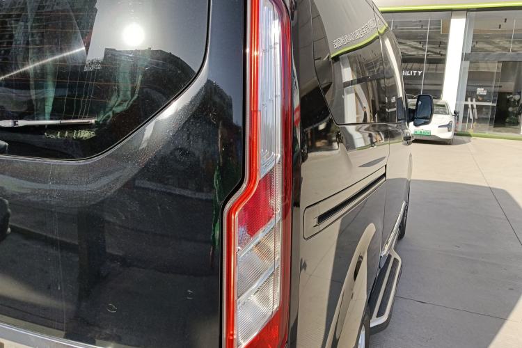 Used Ford Tourneo Custom 2020 2.0T Automatic Elite Edition China VI Standard Right Rear Taillight