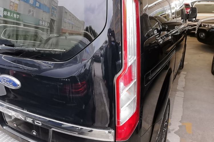 Used Ford Tourneo Custom 2020 2.0T Automatic Elite Version China VI Standard Right Rear Taillight