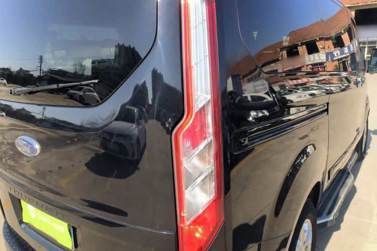 Used Ford Tourneo Custom 2020 2.0T Automatic Elite Edition China VI Standard Right Rear Taillight