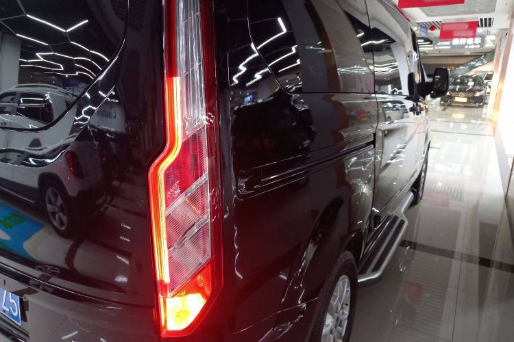 Used Ford Tourneo Custom 2020 2.0T Automatic Elite Edition China VI Standard Right Rear Taillight