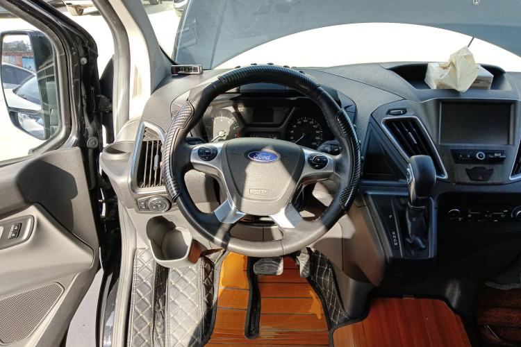 Used Ford Tourneo Custom 2020 2.0T Automatic Elite Edition China VI Standard Steering Wheel