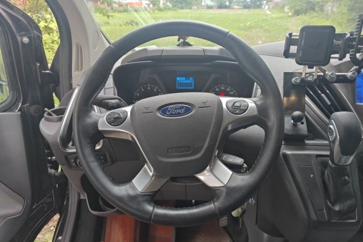Used Ford Tourneo Custom 2020 2.0T Automatic Elite Edition China VI Standard Steering Wheel