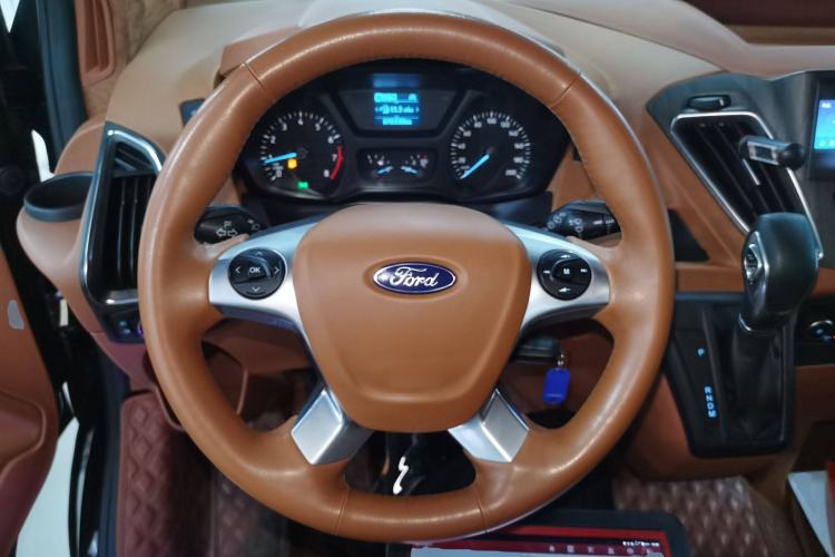 Used Ford Tourneo Custom 2020 2.0T Automatic Elite Edition China VI Standard Steering Wheel