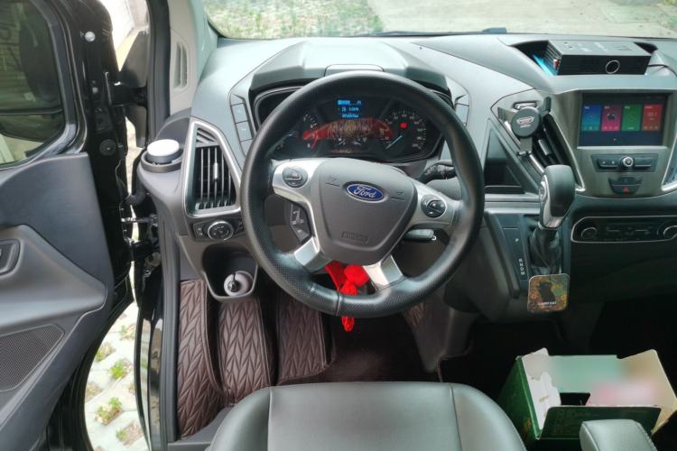 Used Ford Tourneo Custom 2020 2.0T Automatic Elite Version China VI Standard Steering Wheel