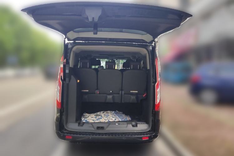 Used Ford Tourneo Custom 2020 2.0T Automatic Elite Edition China VI Standard Trunk