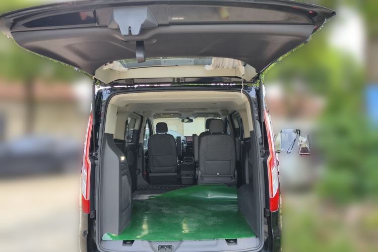 Used Ford Tourneo Custom 2020 2.0T Automatic Elite Edition China VI Standard Trunk