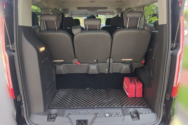 Used Ford Tourneo Custom 2020 2.0T Automatic Elite Version China VI Standard Trunk