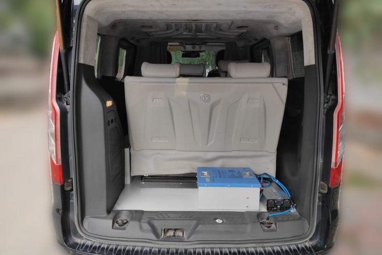 Used Ford Tourneo Custom 2020 2.0T Automatic Elite Edition China VI Standard Trunk