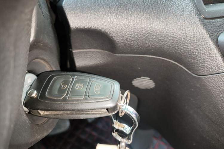 Used Ford Tourneo Custom 2020 2.0T Automatic Elite Edition China VI Standard Vehicle Key