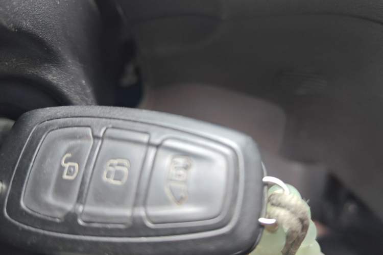 Used Ford Tourneo Custom 2020 2.0T Automatic Elite Edition China VI Standard Vehicle Key