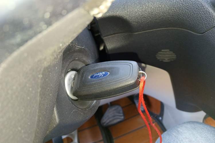 Used Ford Tourneo Custom 2020 2.0T Automatic Elite Version China VI Standard Vehicle Key