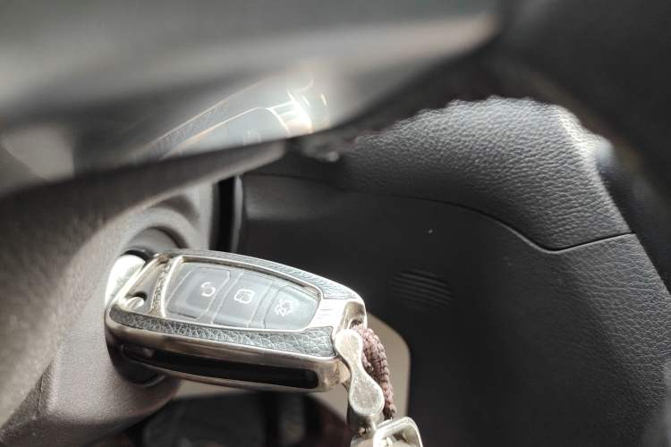Used Ford Tourneo Custom 2020 2.0T Automatic Elite Edition China VI Standard Vehicle Key