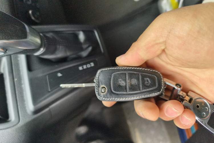 Used Ford Tourneo Custom 2020 2.0T Automatic Elite Edition China VI Standard Vehicle Key