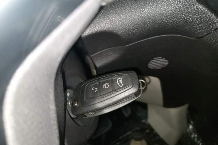 Used Ford Tourneo Custom 2020 2.0T Automatic Elite Edition China VI Standard Vehicle Key