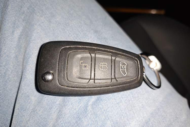 Used Ford Tourneo Custom 2020 2.0T Automatic Elite Edition China VI Standard Vehicle Key