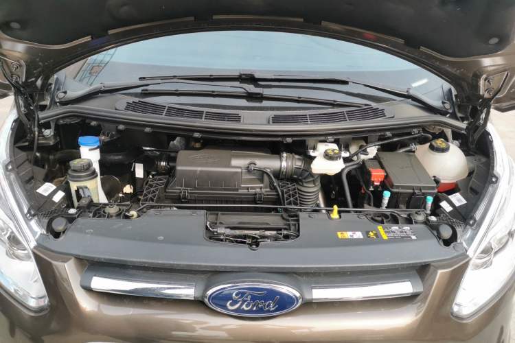 Used Ford Tourneo Custom 2020 2.0T Automatic Elite Edition China VI Standard Engine Bay