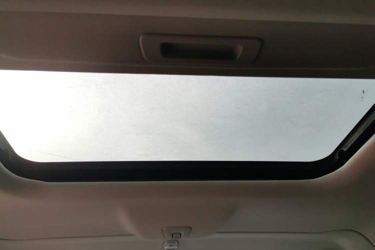 Used Ford Tourneo Custom 2020 2.0T Automatic Elite Edition China VI Standard Headliner