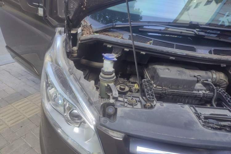 Used Ford Tourneo Custom 2020 2.0T Automatic Elite Edition China VI Standard Engine Bay Right