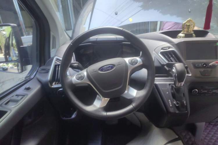 Used Ford Tourneo Custom 2020 2.0T Automatic Elite Edition China VI Standard Steering Wheel