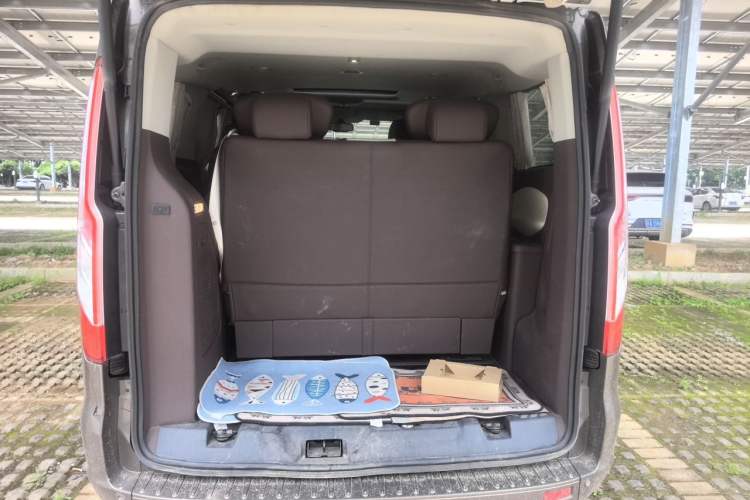 Used Ford Tourneo Custom 2020 2.0T Automatic Elite Edition China VI Standard Trunk