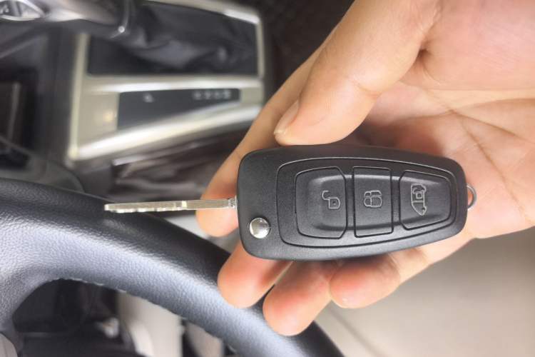 Used Ford Tourneo Custom 2020 2.0T Automatic Elite Edition China VI Standard Vehicle Key