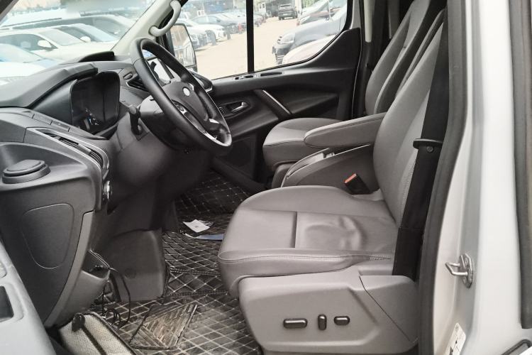 Used Ford Tourneo Custom 2020 Revised Version 2.0T Automatic – Elite Edition Left Front Seat
