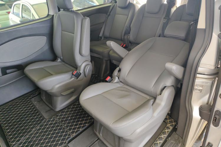 Used Ford Tourneo Custom 2020 Revised Version 2.0T Automatic – Elite Edition Left Rear Seat
