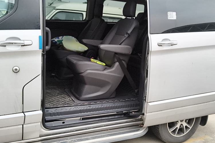 Used Ford Tourneo Custom 2020 Revised Version 2.0T Automatic – Elite Edition Left Rear Seat