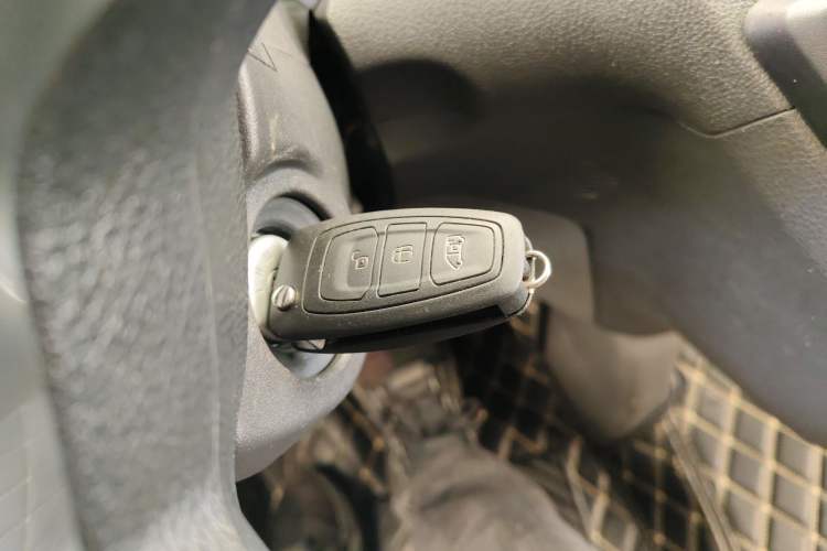 Used Ford Tourneo Custom 2020 Revised Version 2.0T Automatic – Elite Edition Vehicle Key