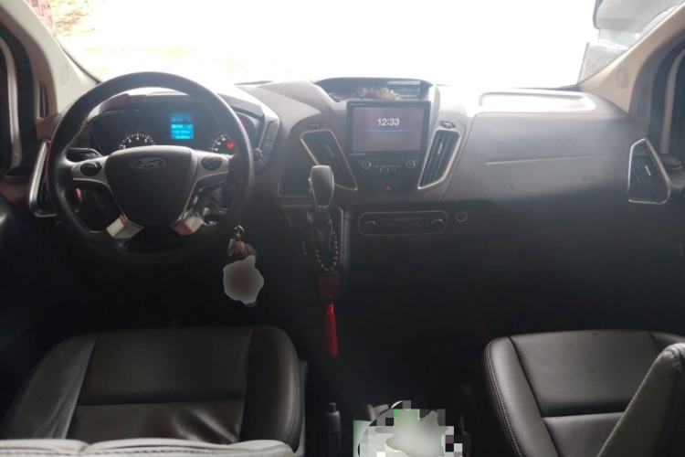 Used Ford Tourneo Custom 2020 2.0T Automatic Elite Version China VI Standard Center Console