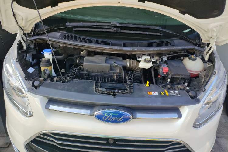Used Ford Tourneo Custom 2020 2.0T Automatic Elite Edition China VI Standard Engine Bay