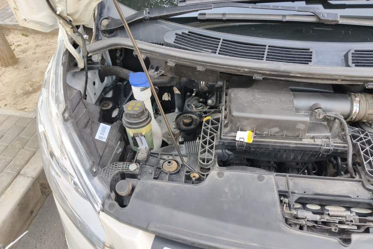 Used Ford Tourneo Custom 2020 2.0T Automatic Elite Edition China VI Standard Engine Bay Right
