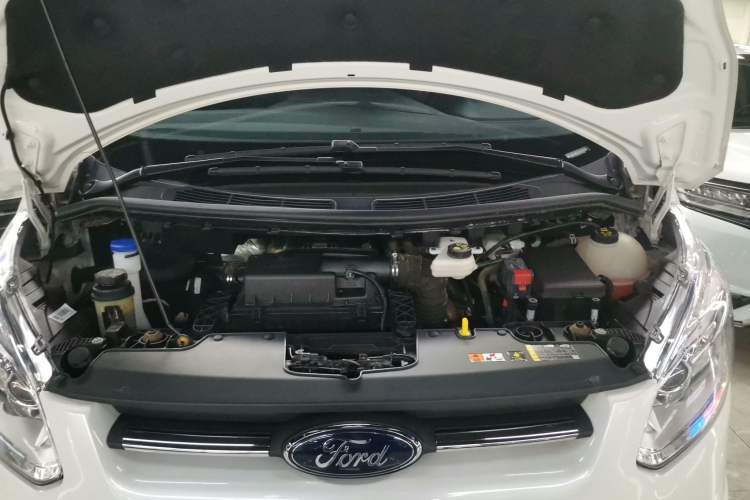 Used Ford Tourneo Custom 2020 2.0T Automatic Elite Edition China VI Standard Engine Bay