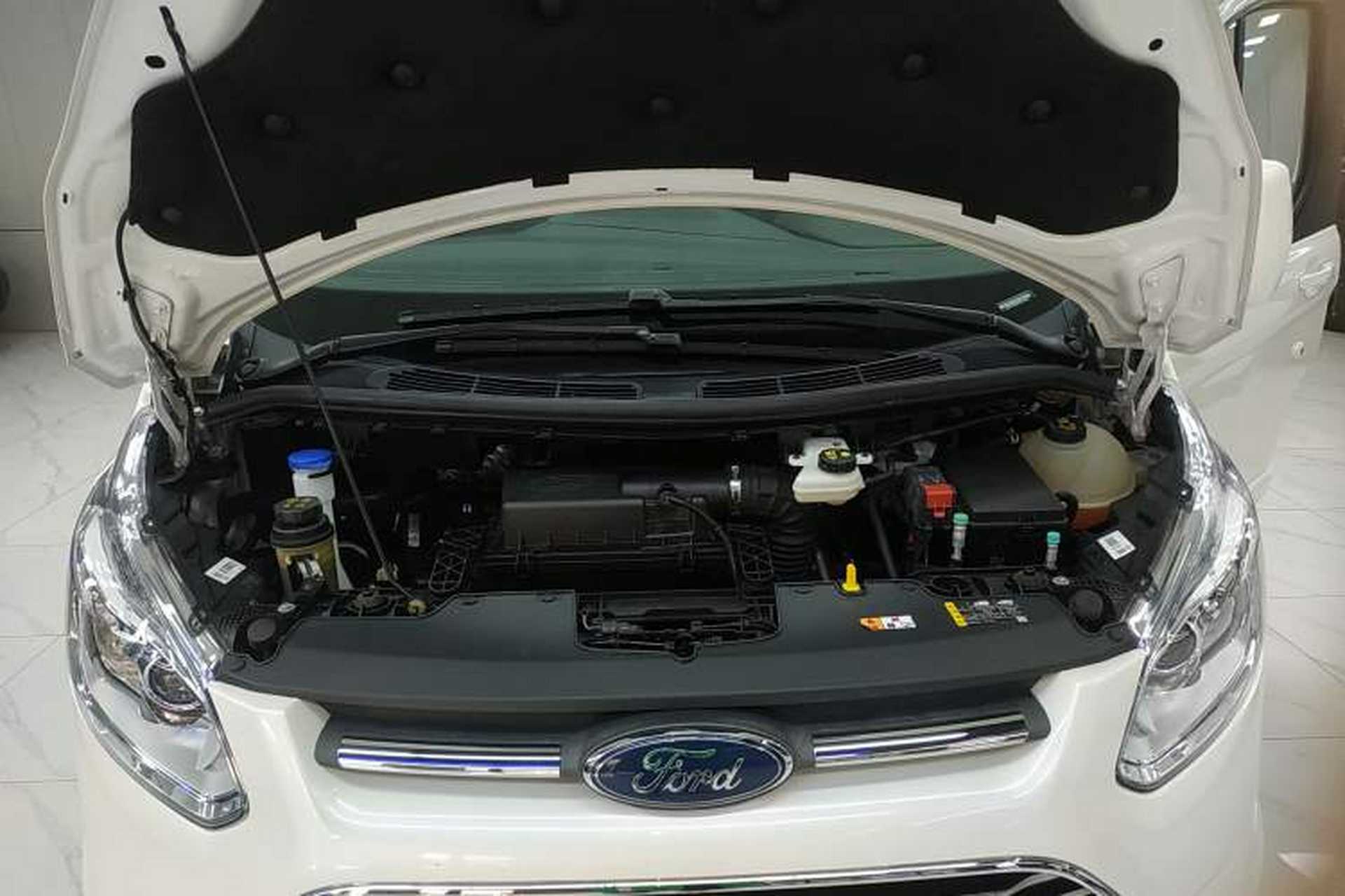 Used Ford Tourneo Custom 2020 2.0T Automatic Elite Edition China VI Standard Engine Bay