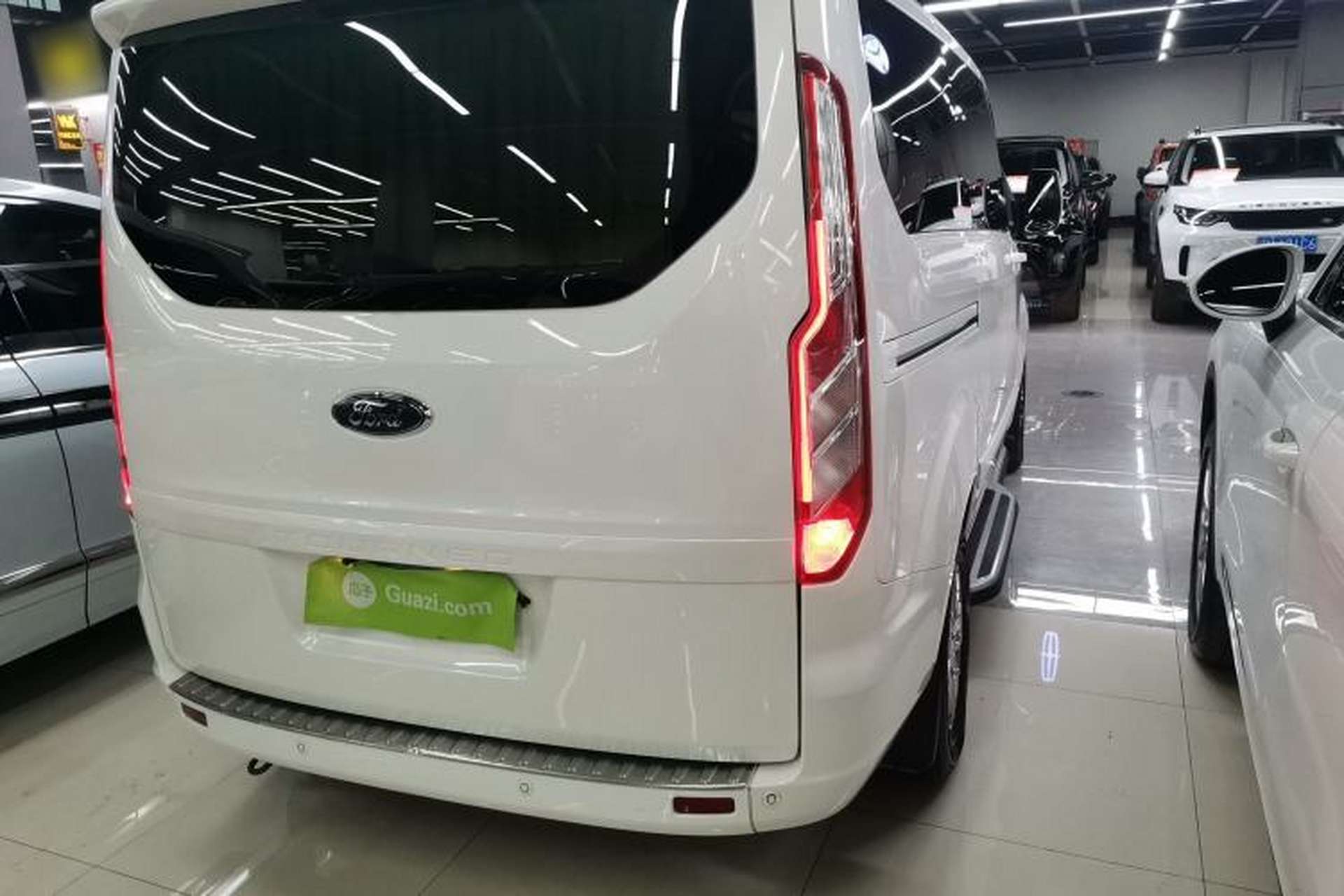Used Ford Tourneo Custom 2020 2.0T Automatic Elite Edition China VI Standard Exterior 3